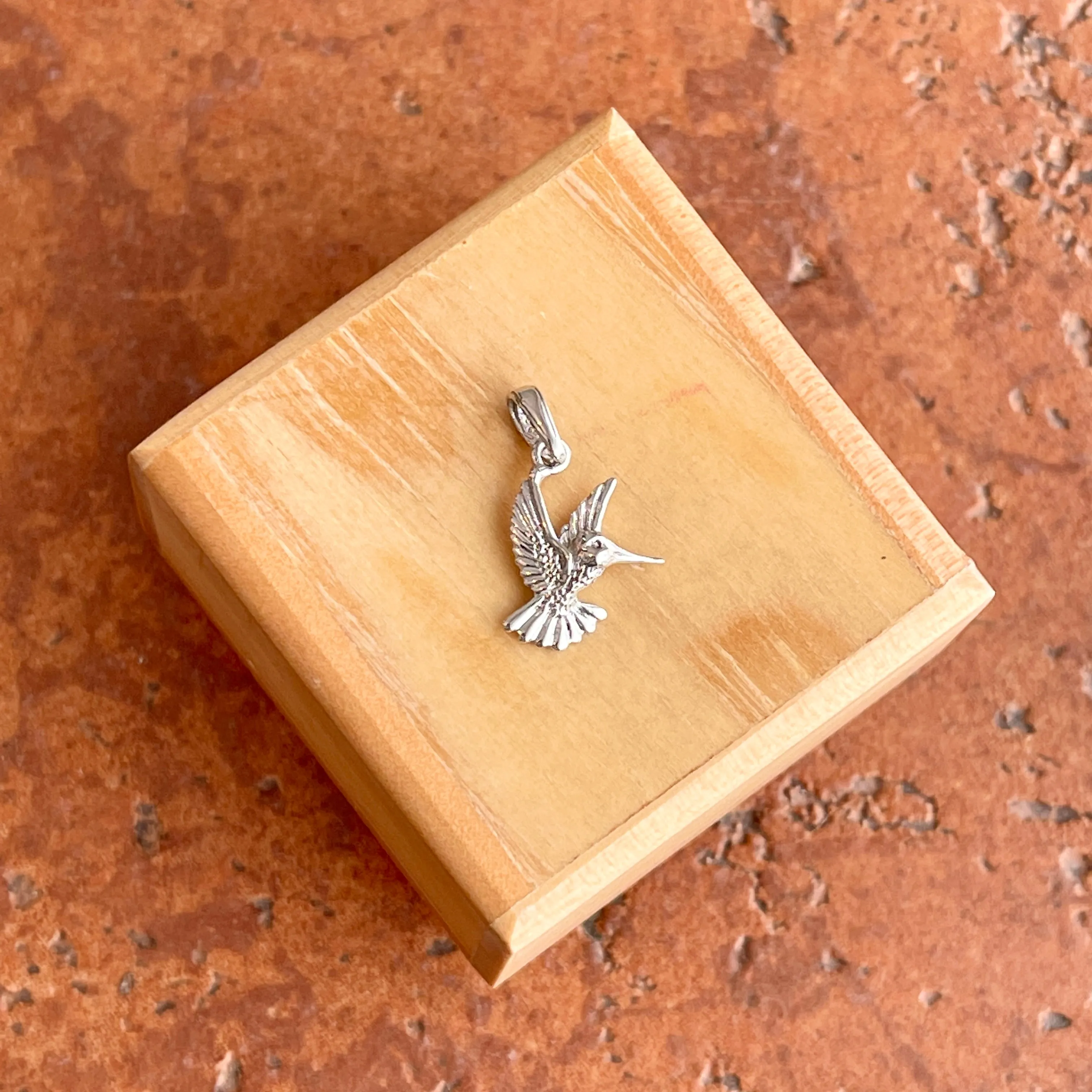 14KT White Gold Flying Detailed Hummingbird Pendant