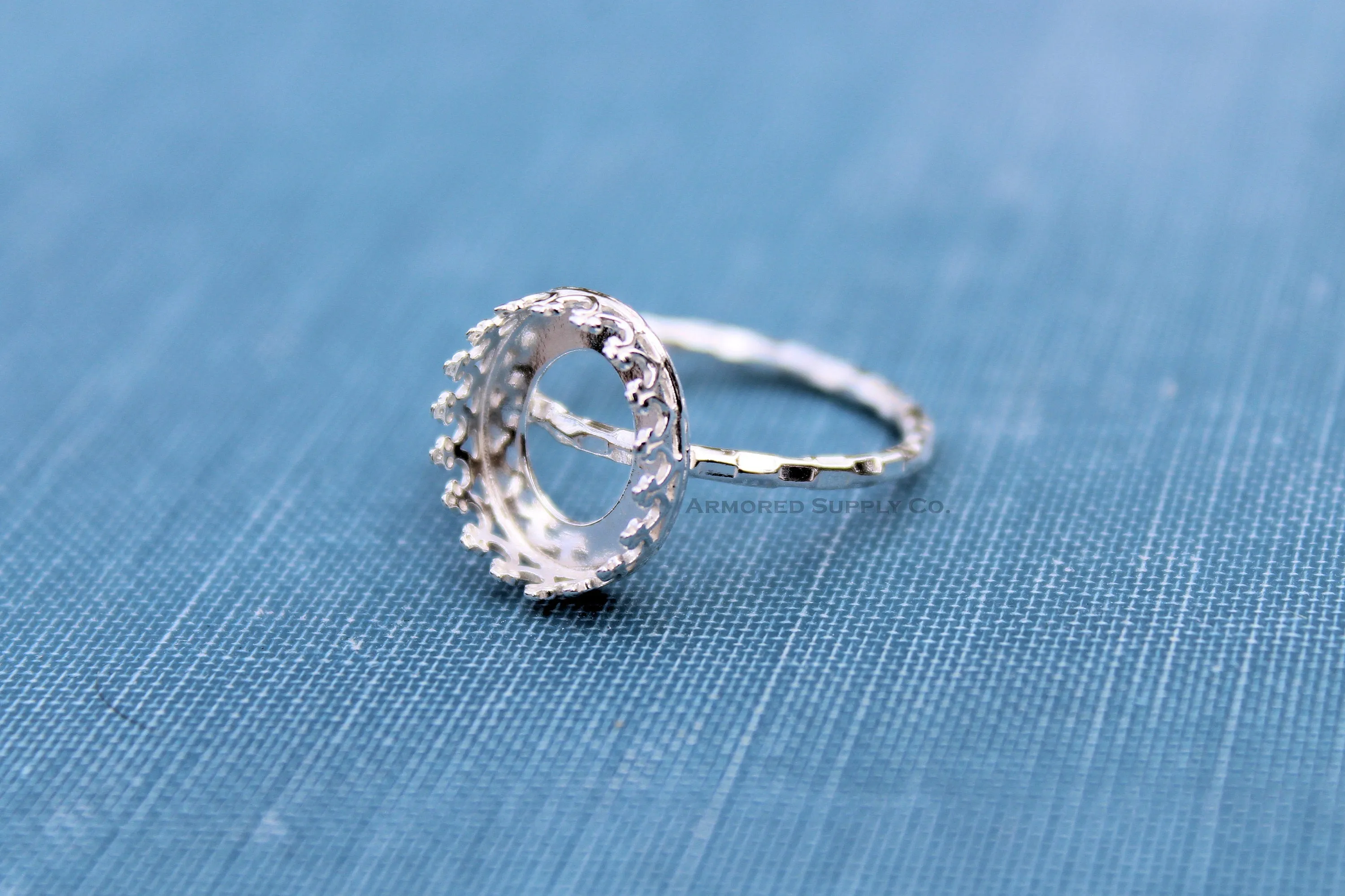 14x10mm Oval Crown Bezel Checkered Ring blank