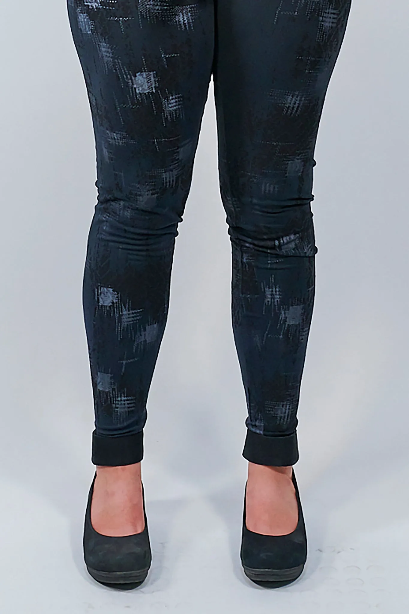 3136 Lightweight Leggings-Black-P