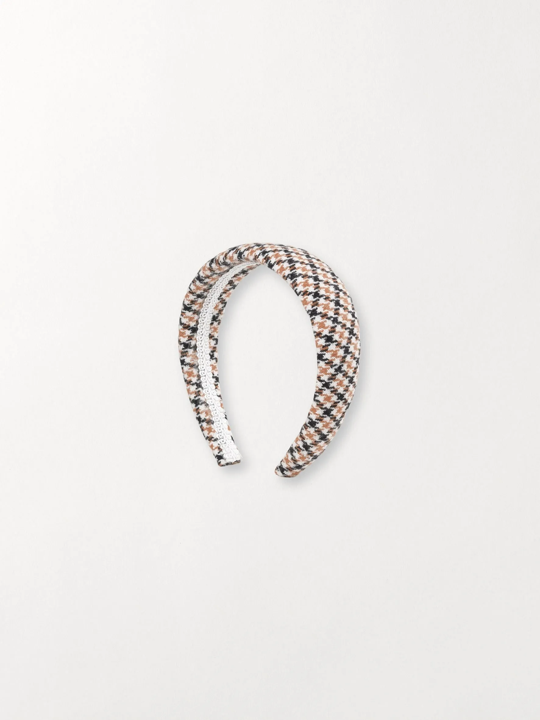Adal Hairbrace