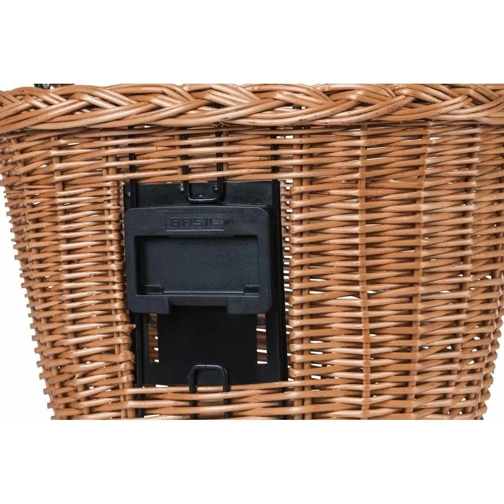 Basil Bremen Wicker KF Front Basket