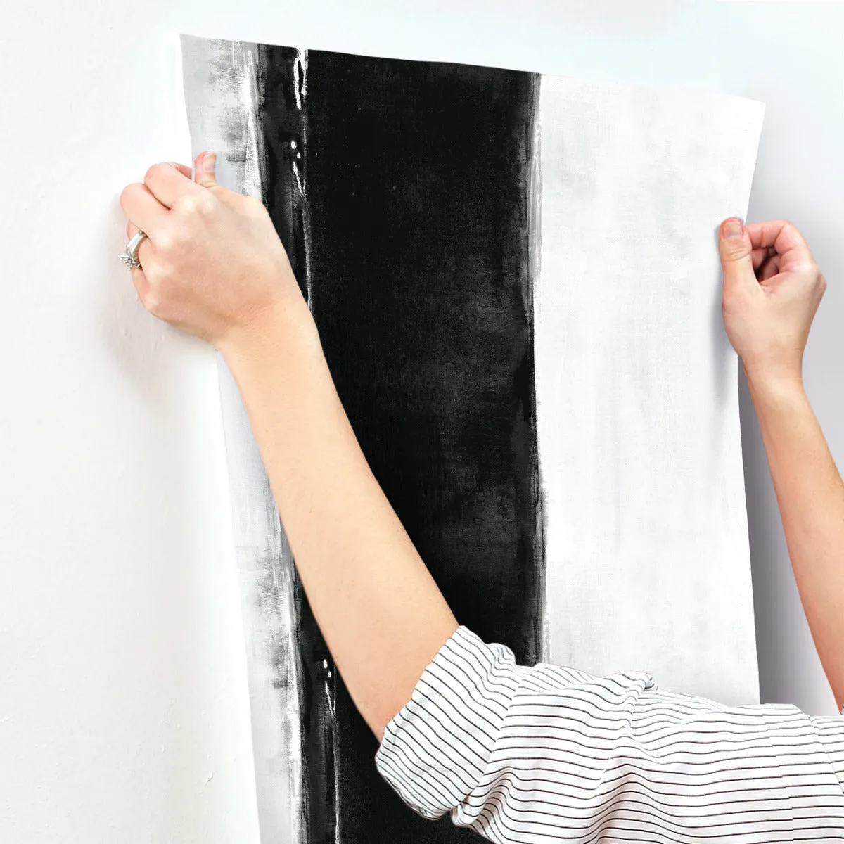 Black Ink Wash Wallpaper (60 sq.ft.)