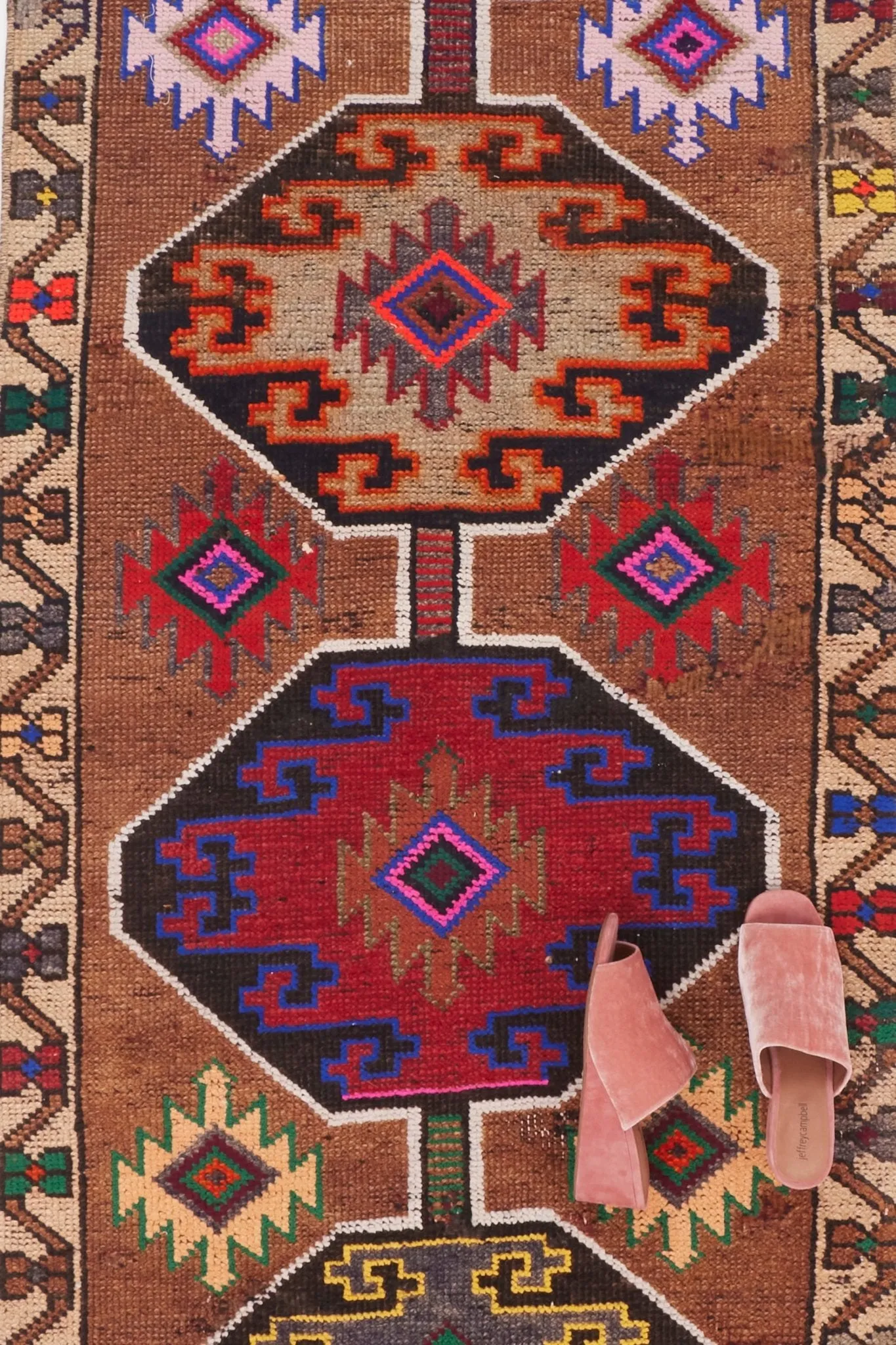 'Blithe' Vintage Turkish Rug - 2'8.5" x 11'4.5"