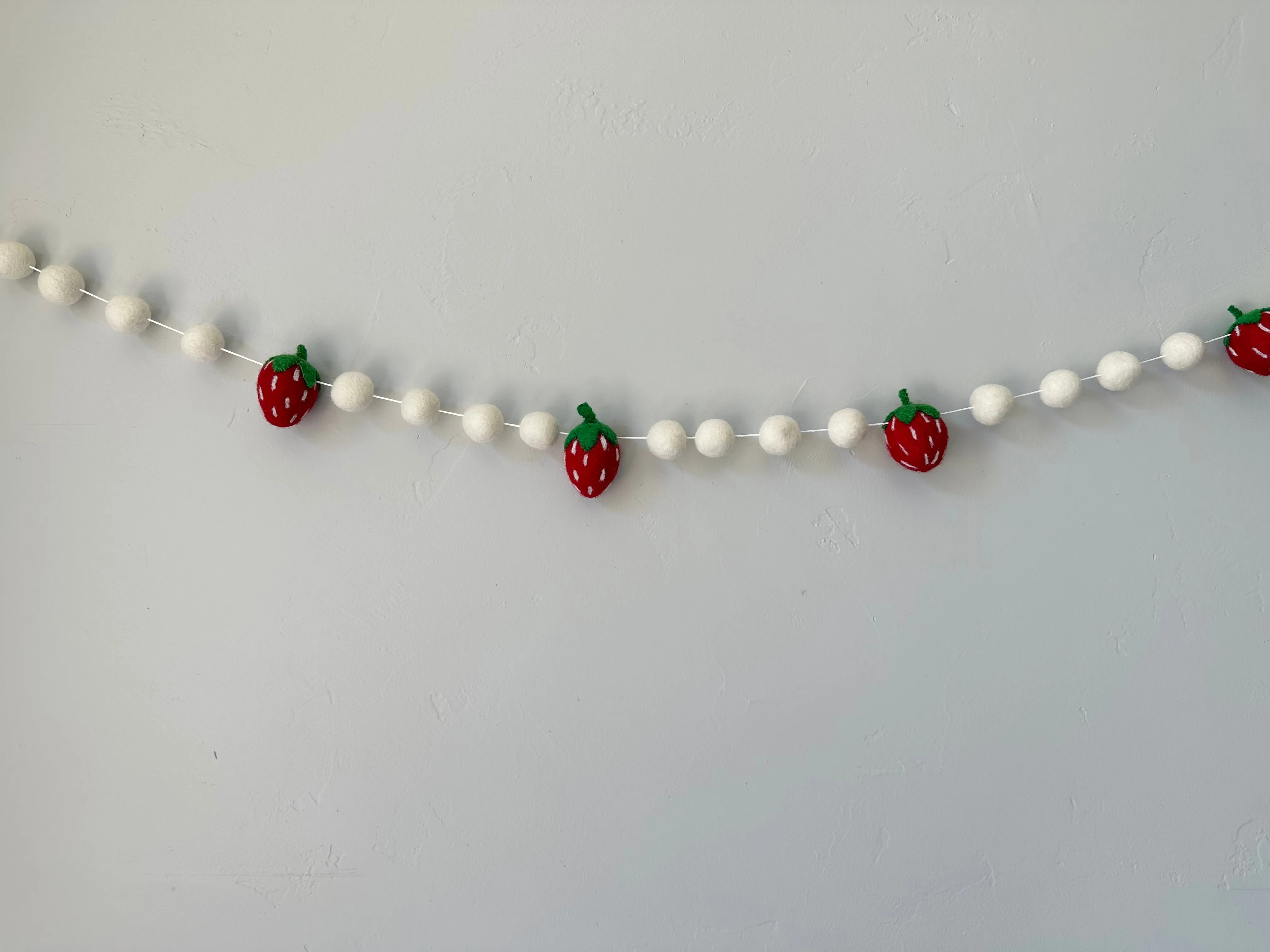 Bright & White Strawberry Garland