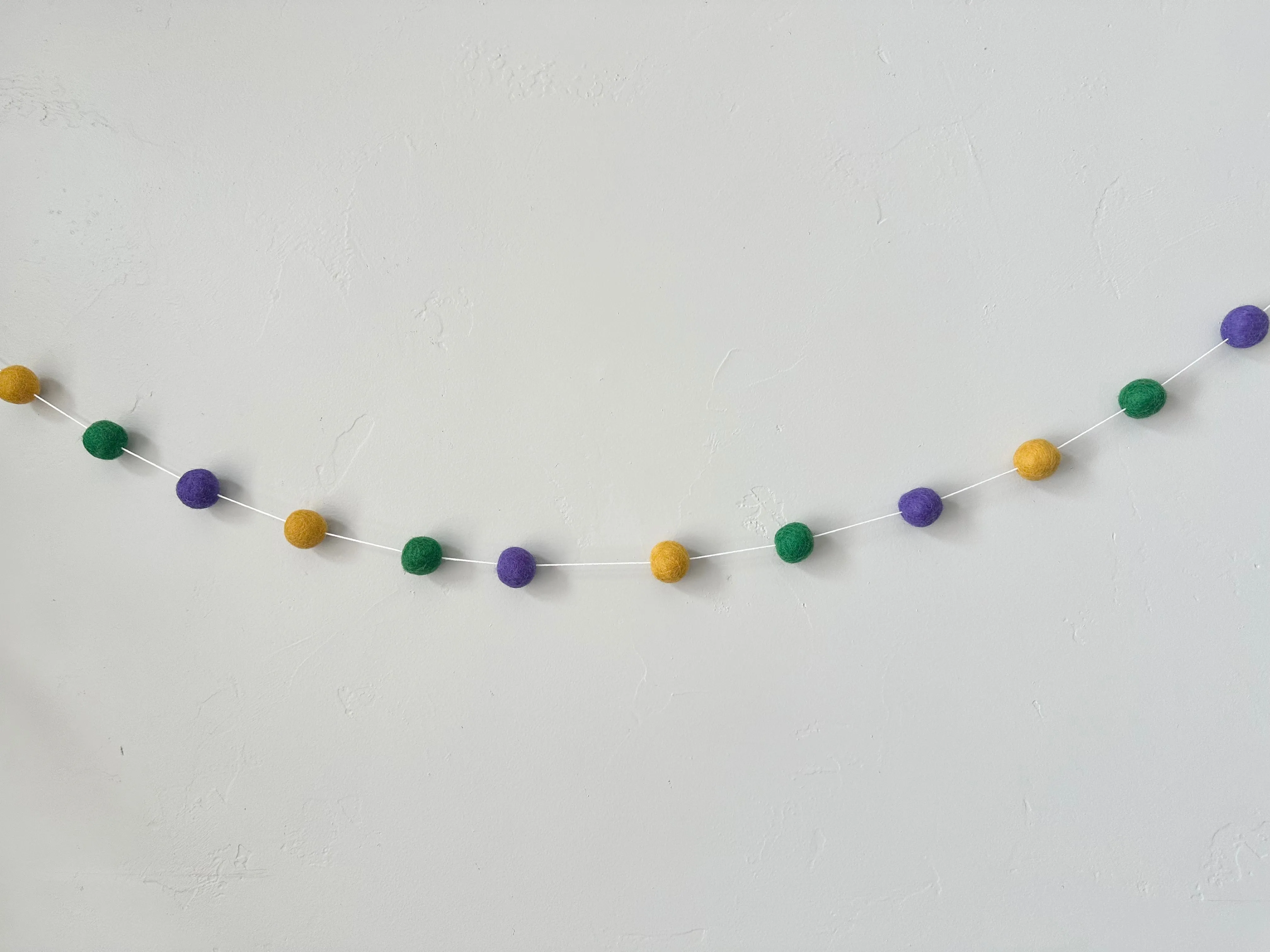 Bright Mardi Gras Garland