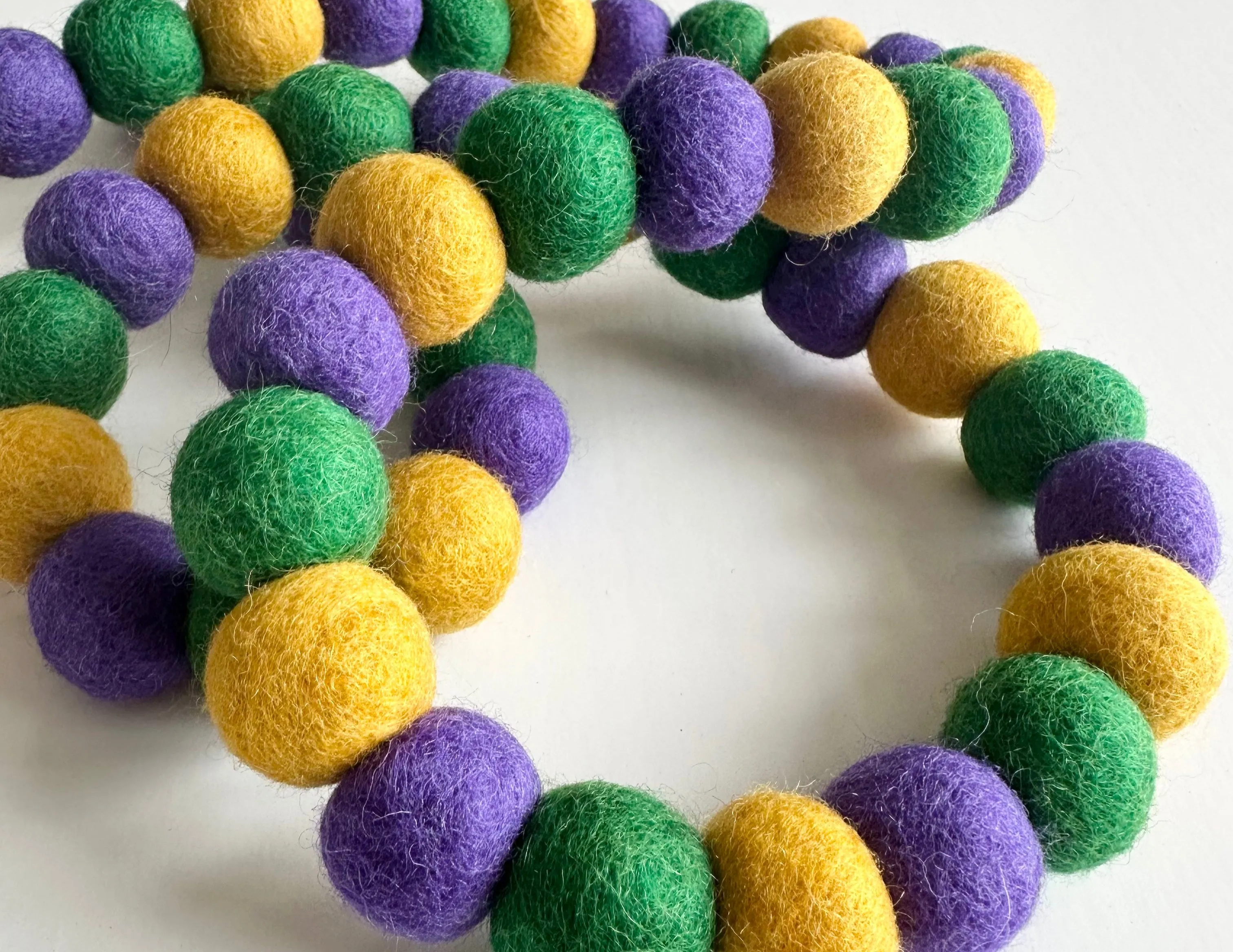 Bright Mardi Gras Garland
