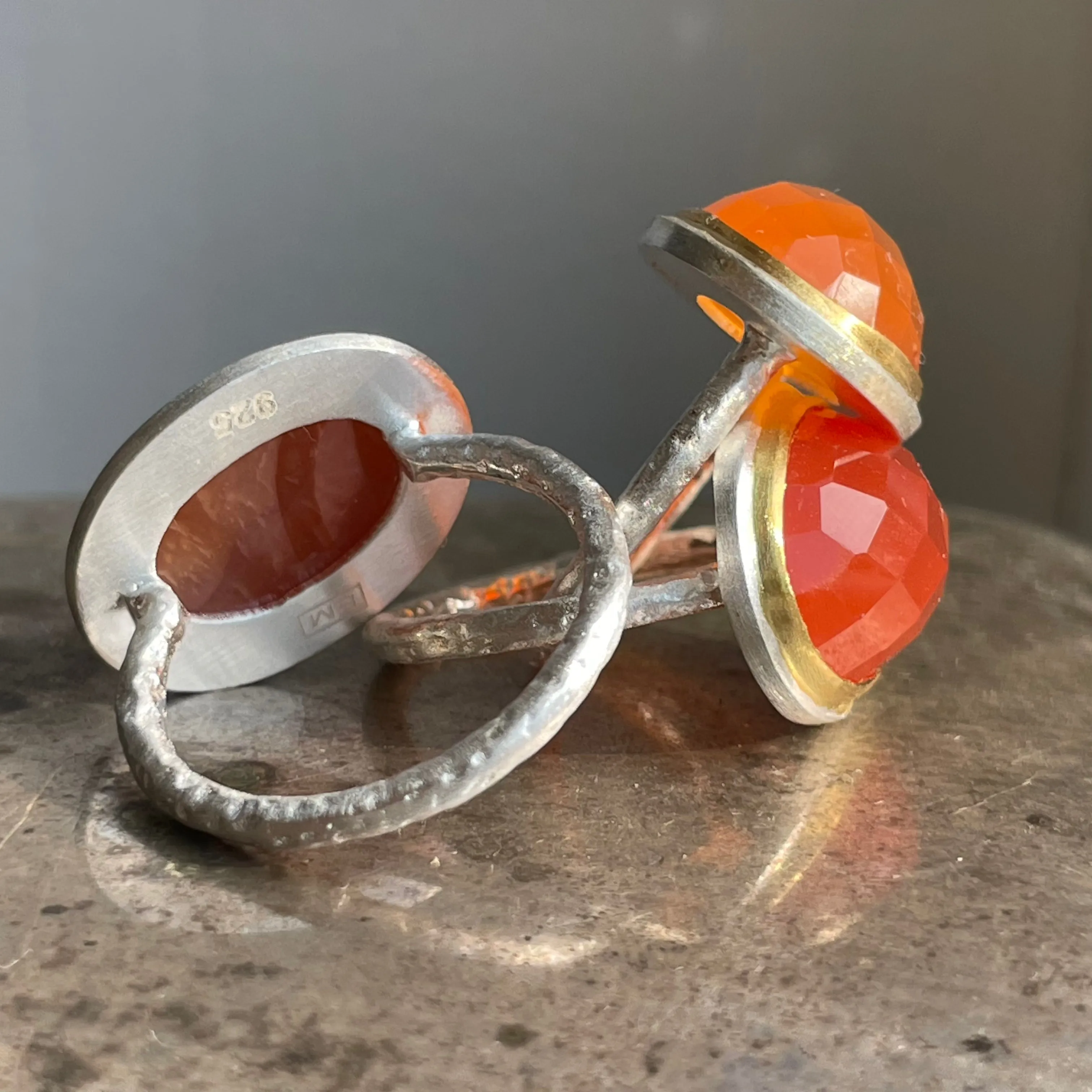 Carnelian Classic