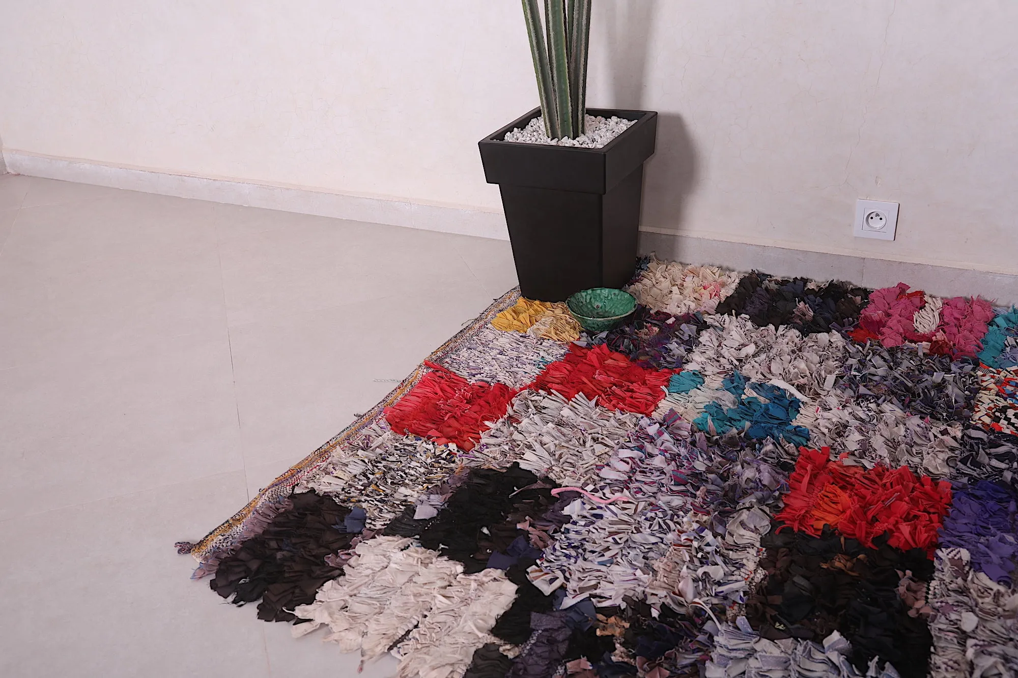 Checkered Boucherouite Rug - 4.2x5.4 ft | Handwoven Moroccan Style