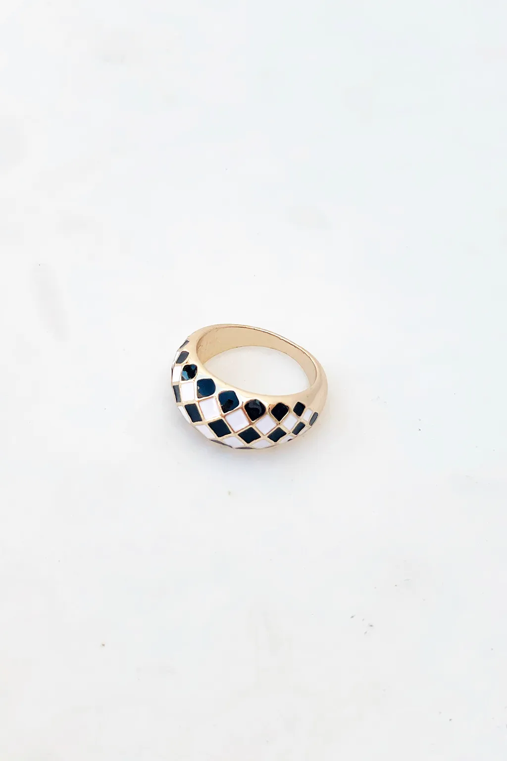 Checkered Ring