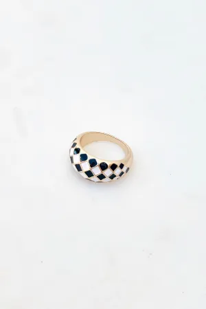 Checkered Ring
