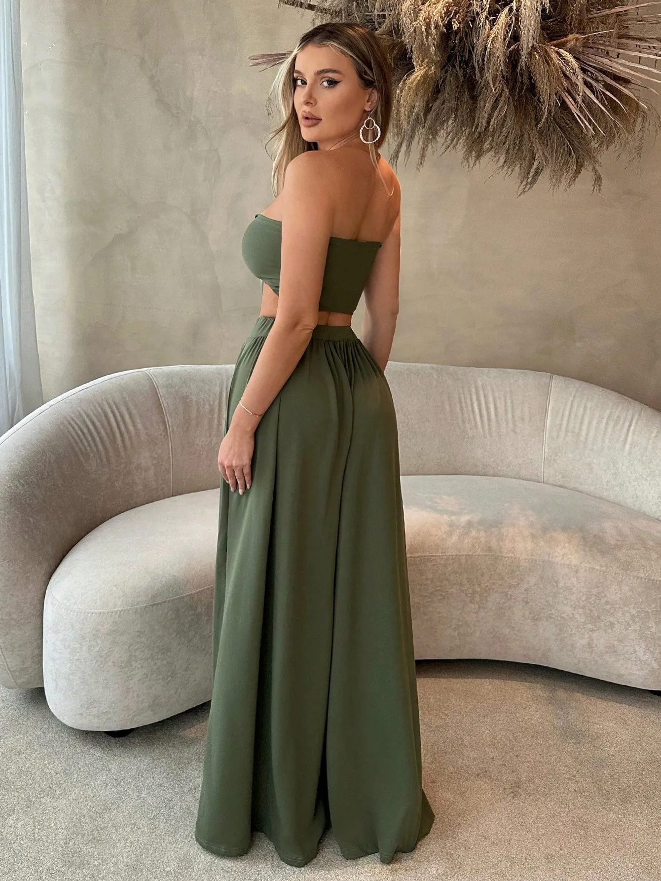Cherry Vibes: Conjunto Sexy de Dos Piezas para Mujer en
