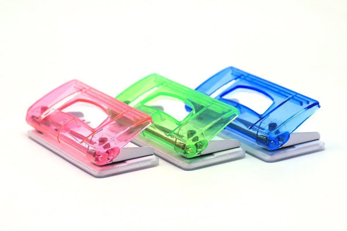 Compact Hole Puncher
