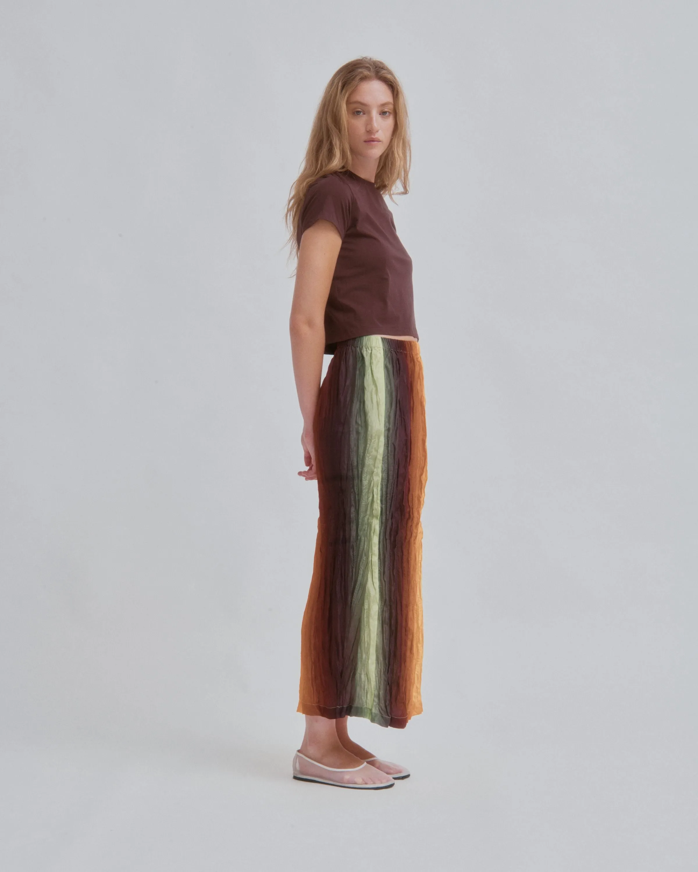 COMPACT TEE IN BROWN