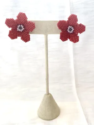 daisy earring - coral