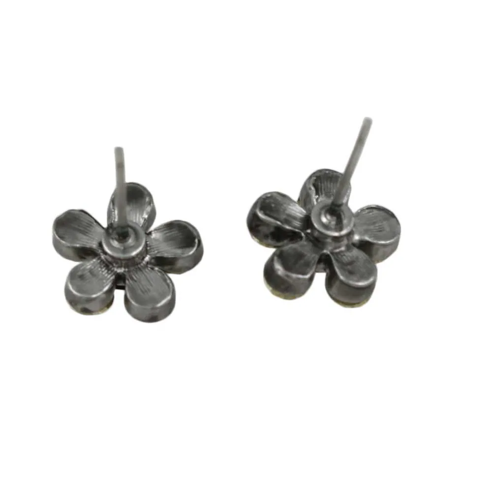Dark Gray Crystal Daisy Flower Pierced Earring - RSN915E