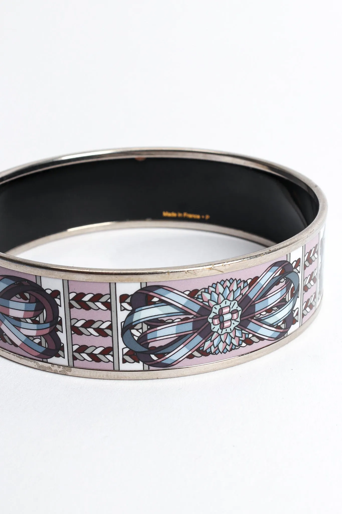 Deco Ribbon Wide Enamel Bracelet