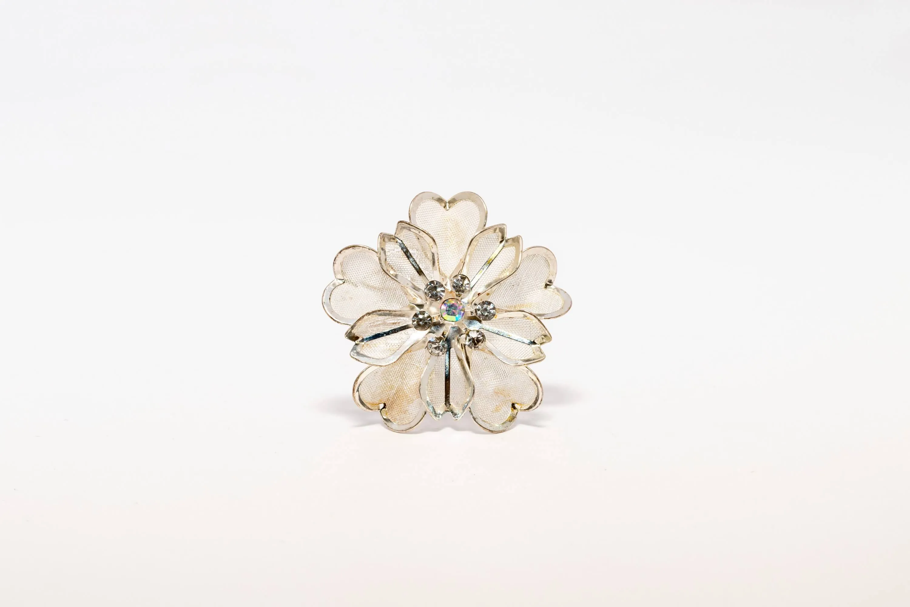 Detailed Flower Hair Pin