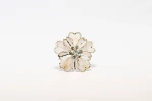 Detailed Flower Hair Pin