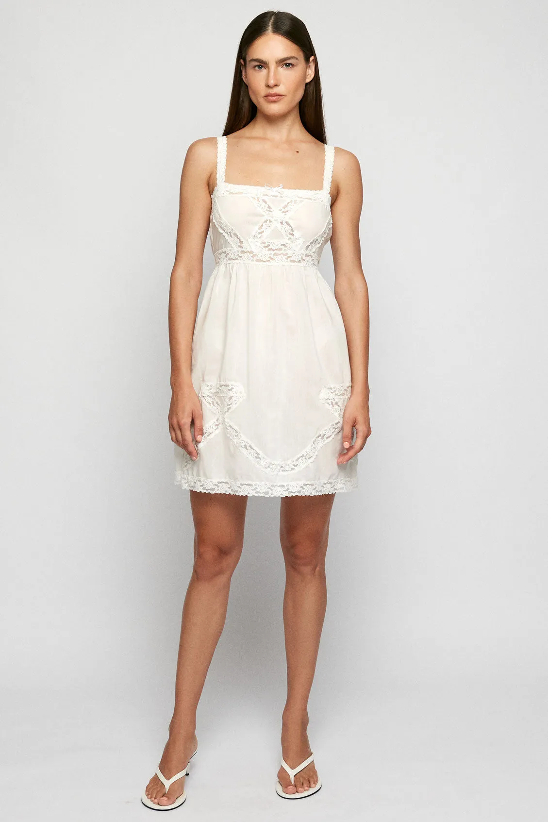 Detailed Lace Mini