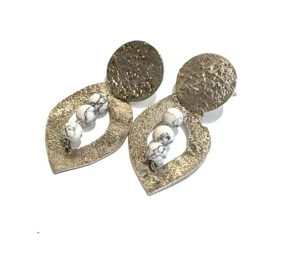 Detailed Leaf Earrings with Beads
