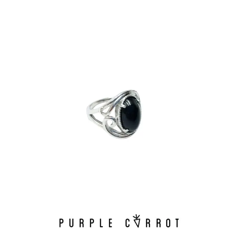 Detailed Oval Ring