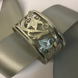 Engraved Floral Vines