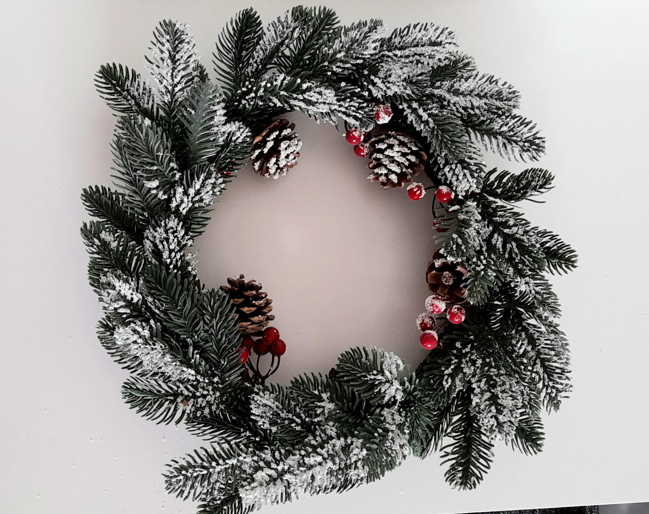 Festive decorative wreaths door hang table christmas pine snow party