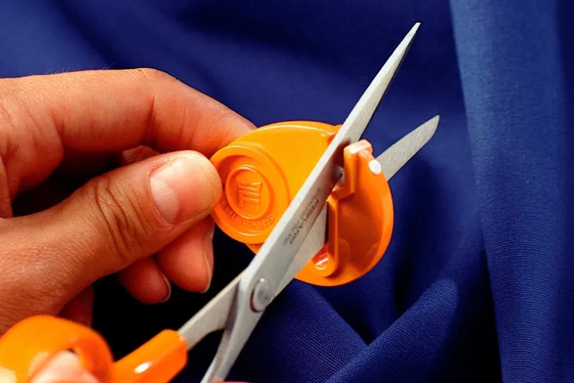 Fiskars SewSharp Restorer
