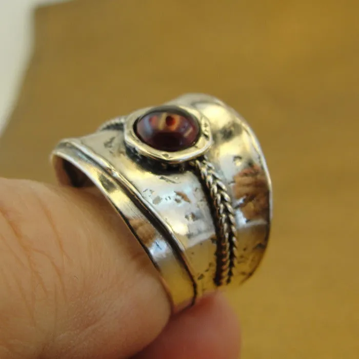Hadar Designers Red Garnet Ring size 7.5,8 Sterling Silver Handmade (H) y