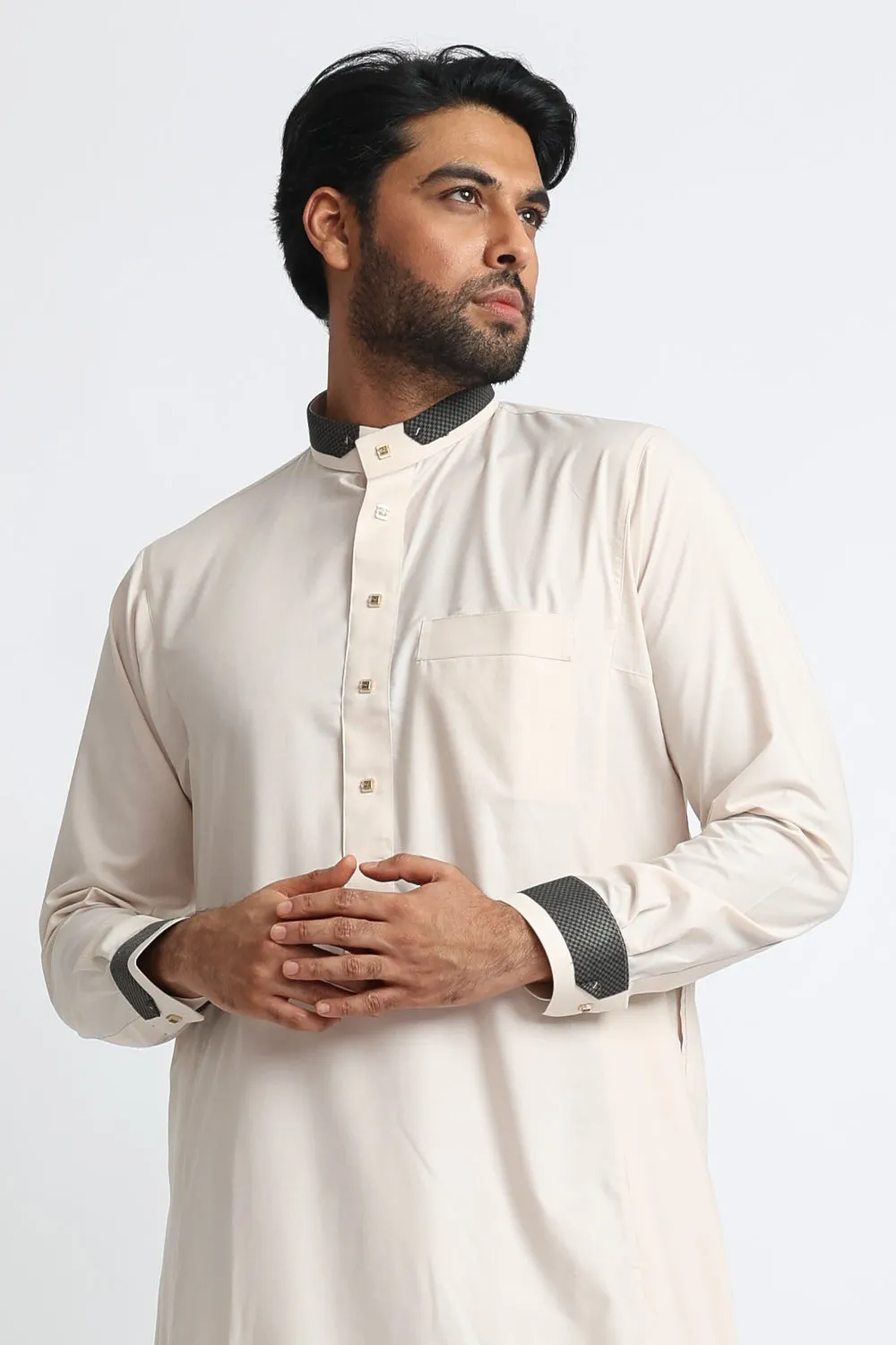 J105 Linen Cream Collared