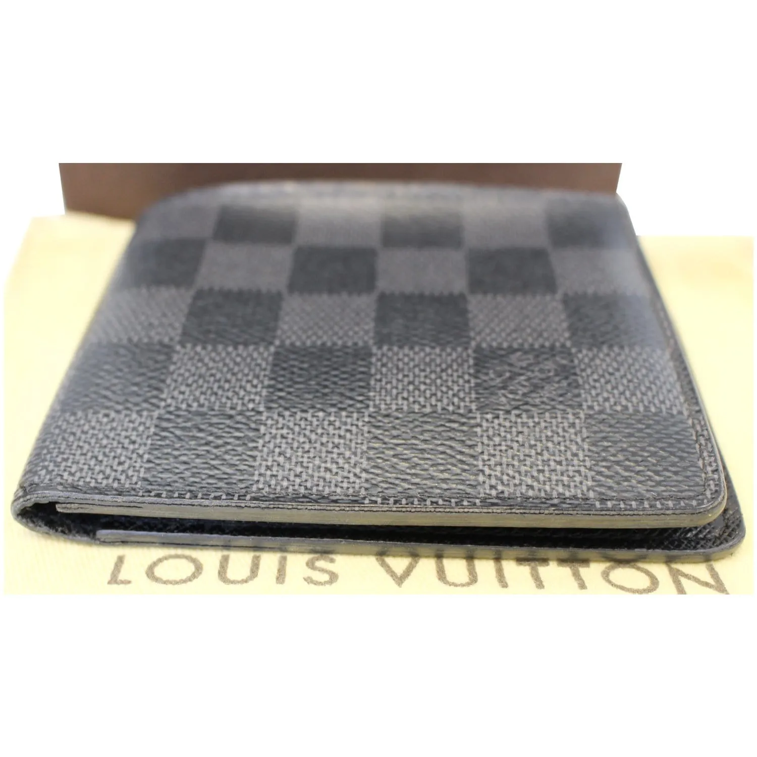 LOUIS VUITTON Damier Graphite Multiple Wallet