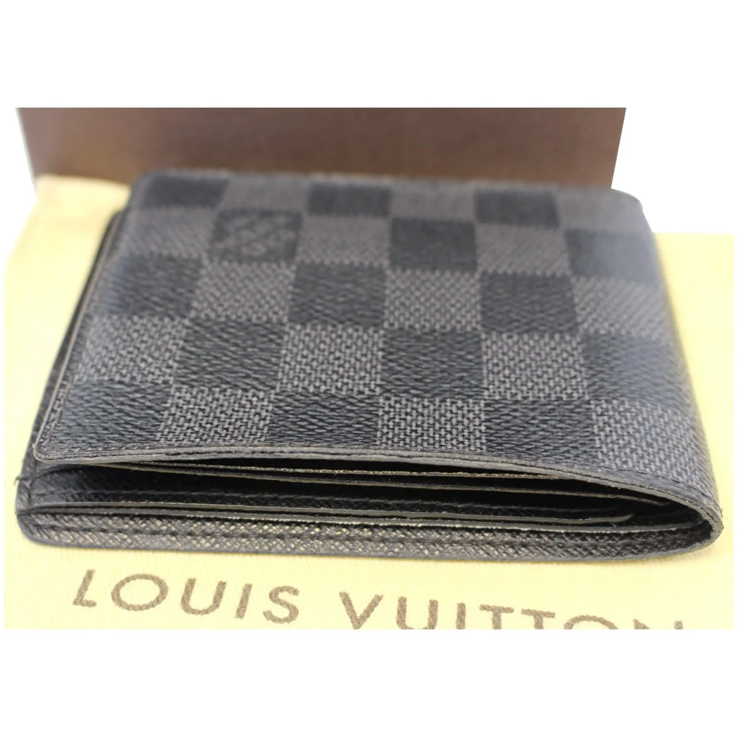 LOUIS VUITTON Damier Graphite Multiple Wallet
