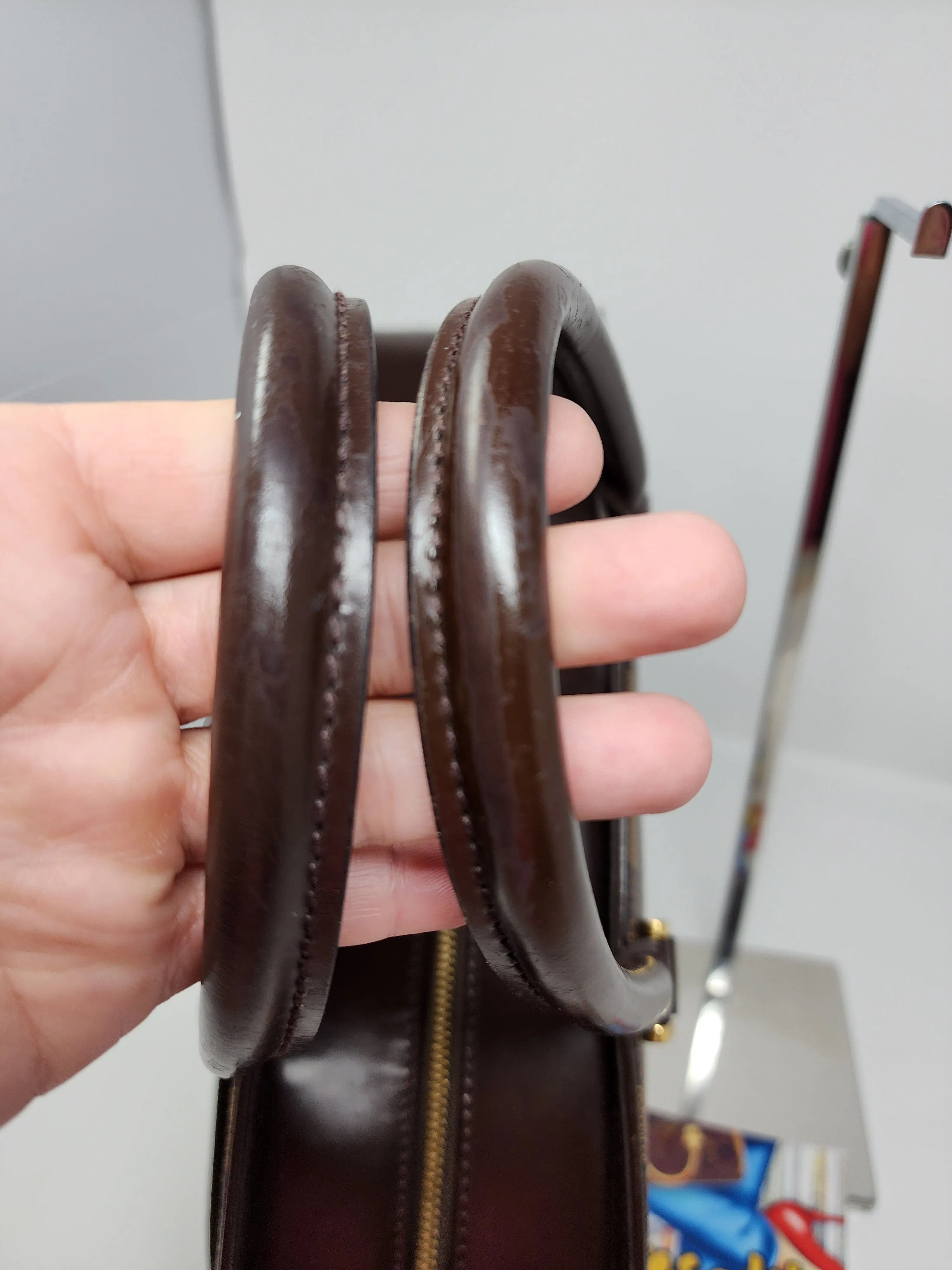 LOUIS VUITTON DE SARRIA
