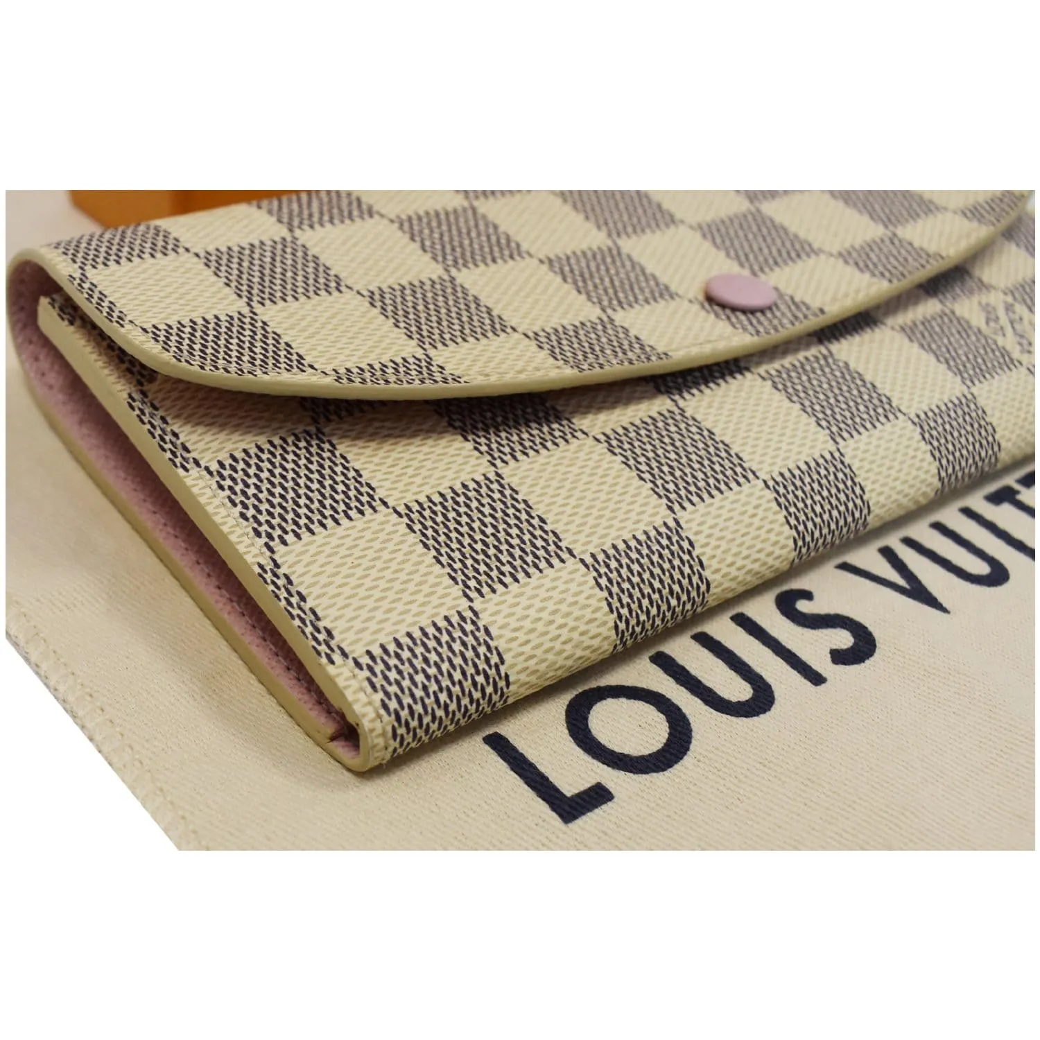 LOUIS VUITTON Emilie Damier Azur Wallet White