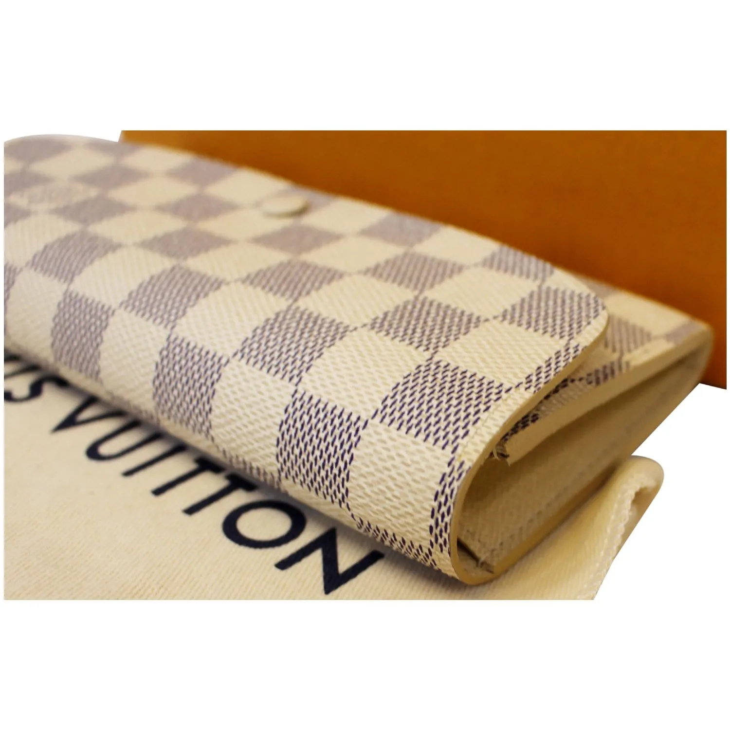 LOUIS VUITTON Emilie Damier Azur Wallet White