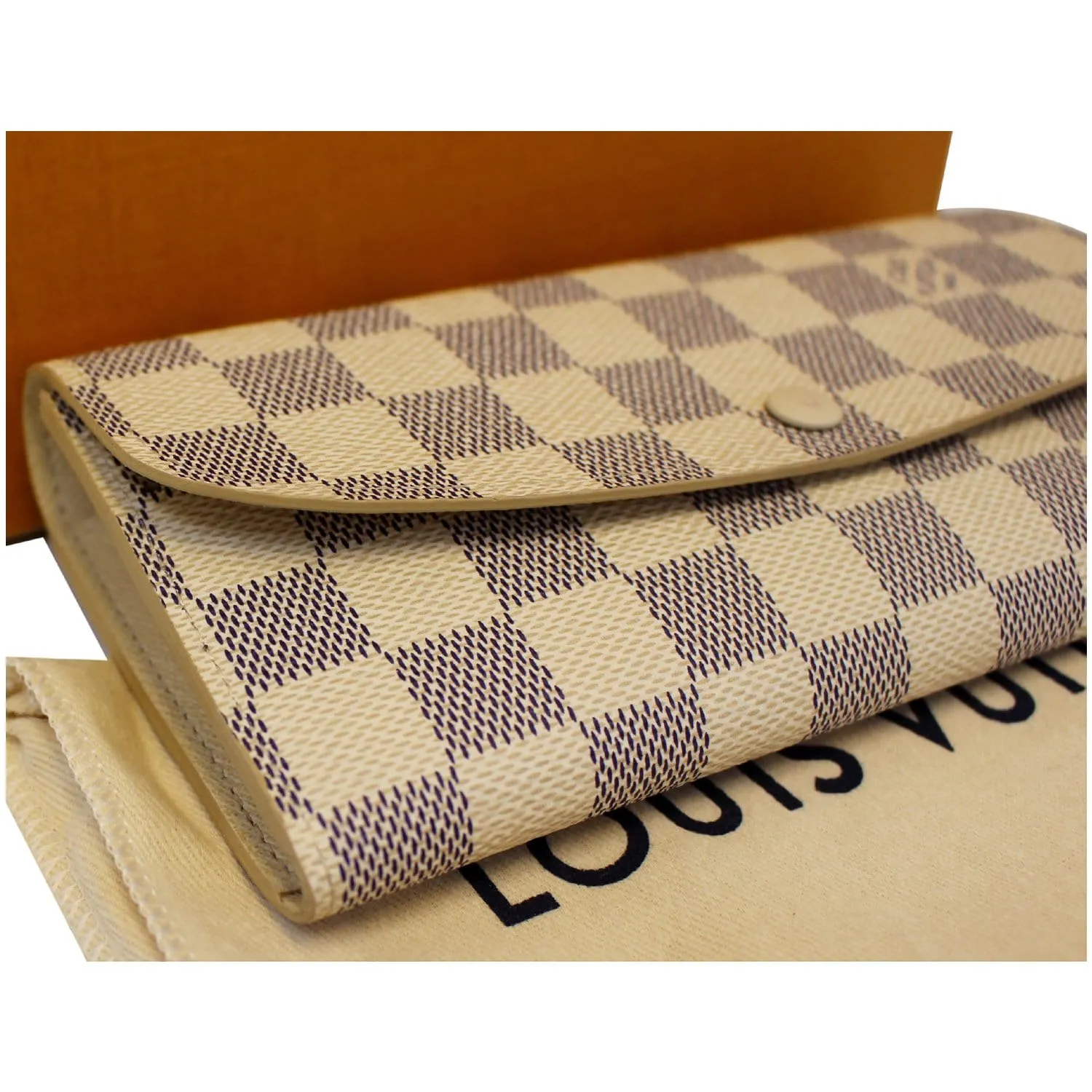 LOUIS VUITTON Emilie Damier Azur Wallet White