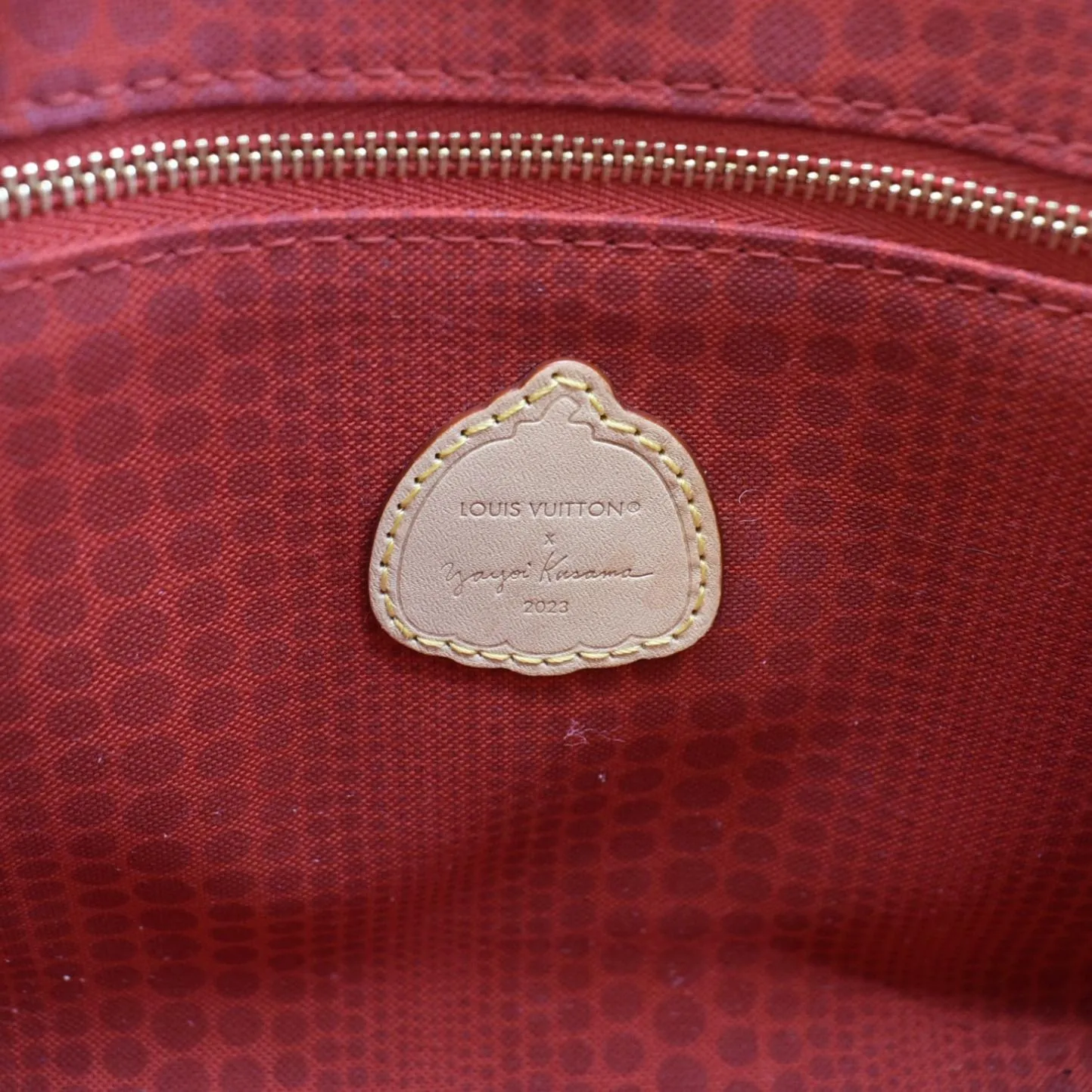 LOUIS VUITTON Onthego PM Yayoi Kusama Dots Monogram Canvas Shoulder Bag Multicolor