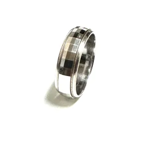 Malo 10K White Gold (7mm) Checkered Mirror Band