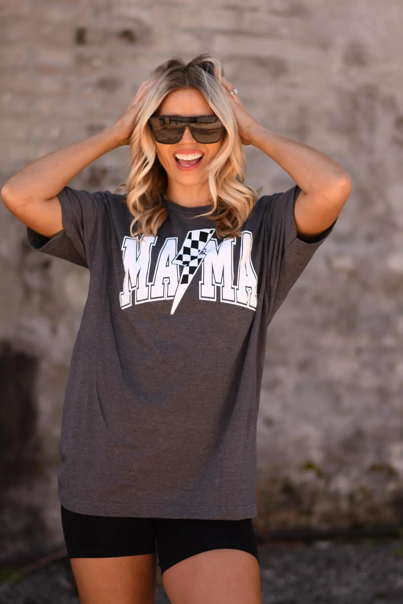 Mama Checkered Bolt