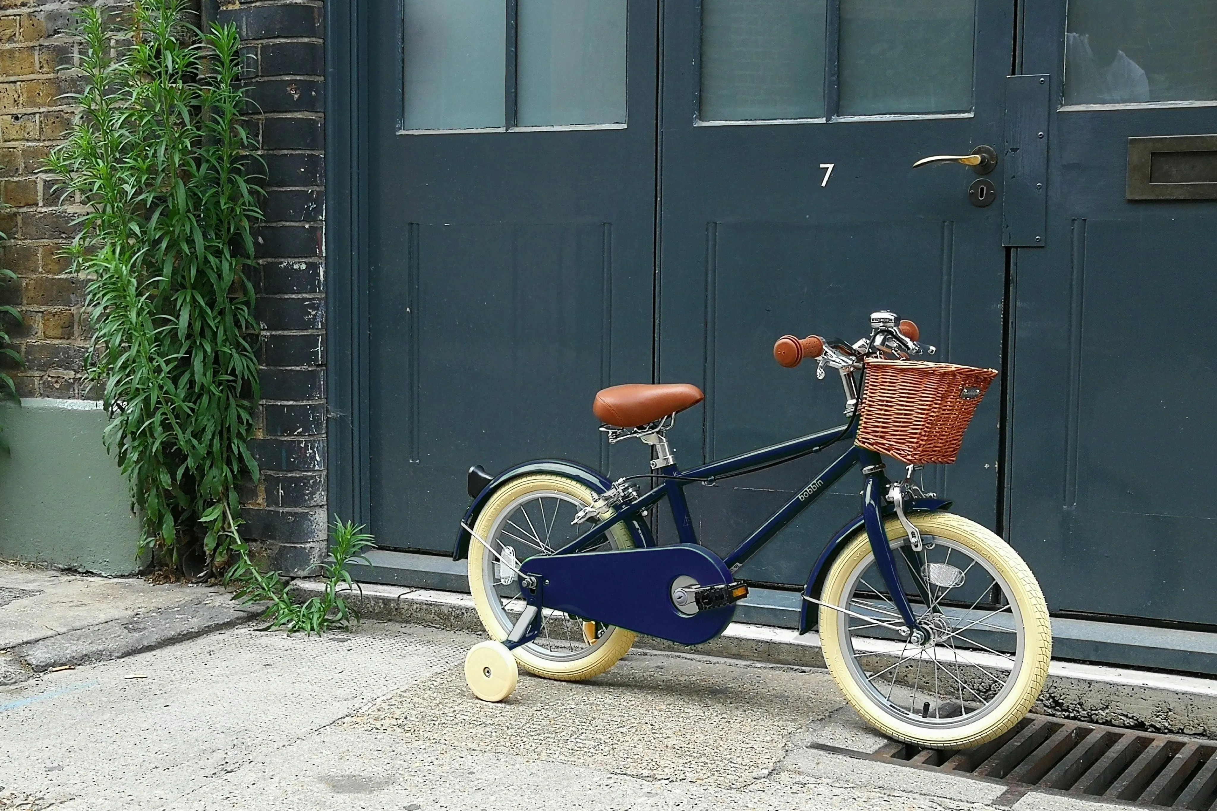 Moonbug 16" Wheel