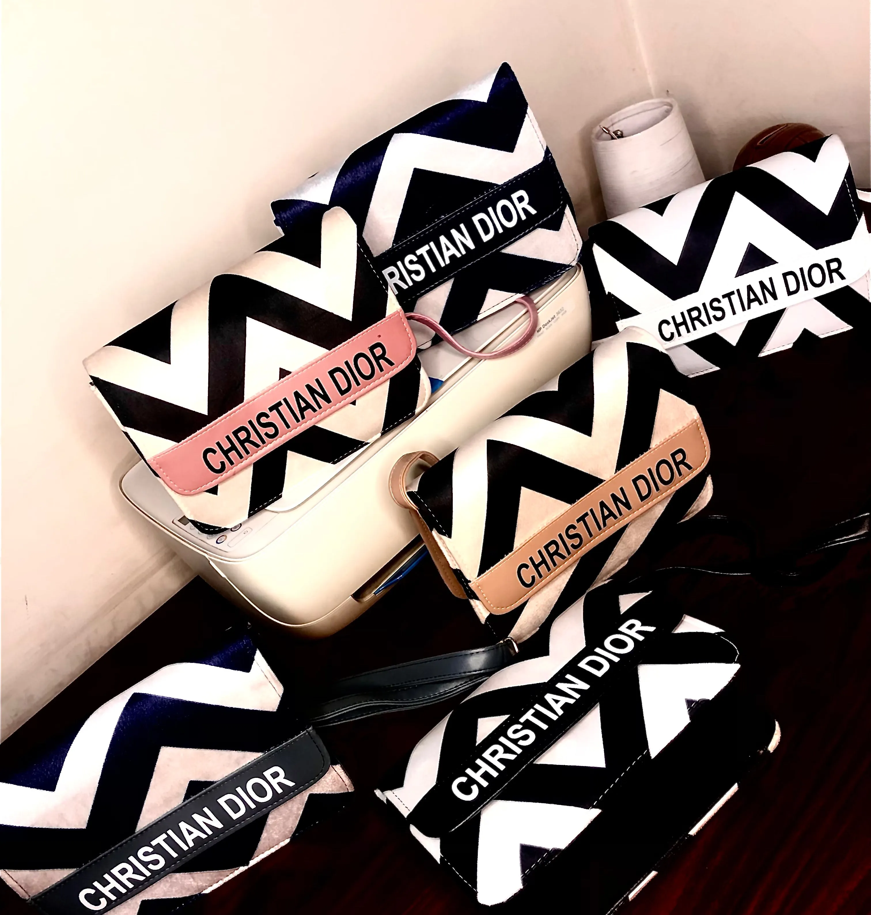 New Stylish Girl's Crossbody Bags
