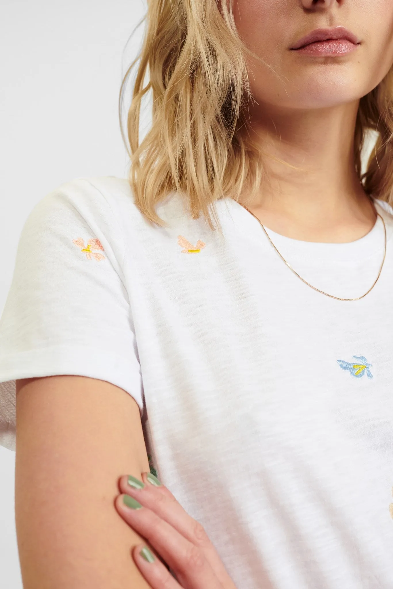 NUDELPHI TEE - Bright White