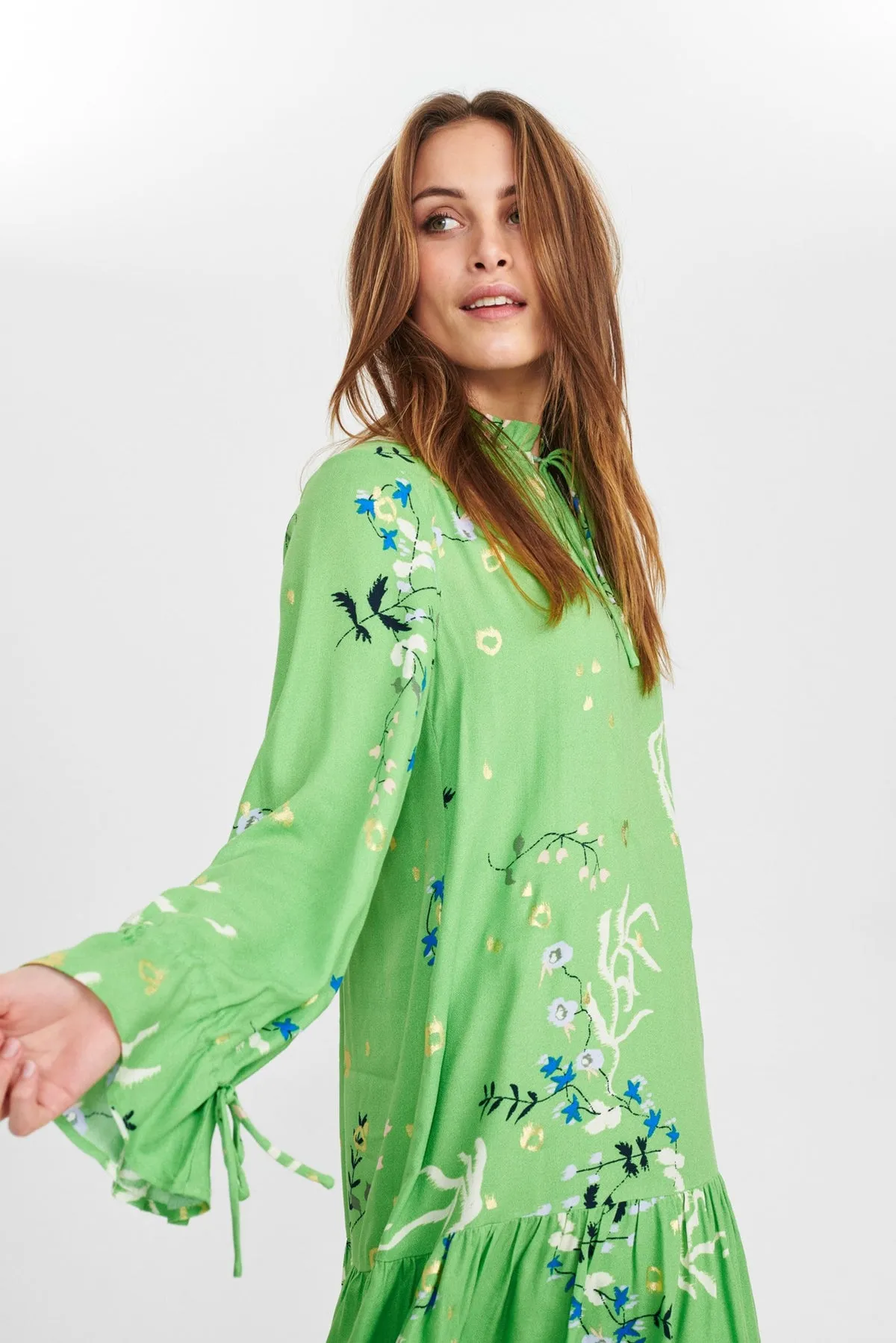Numph Cadeau Dress in Foliage Print