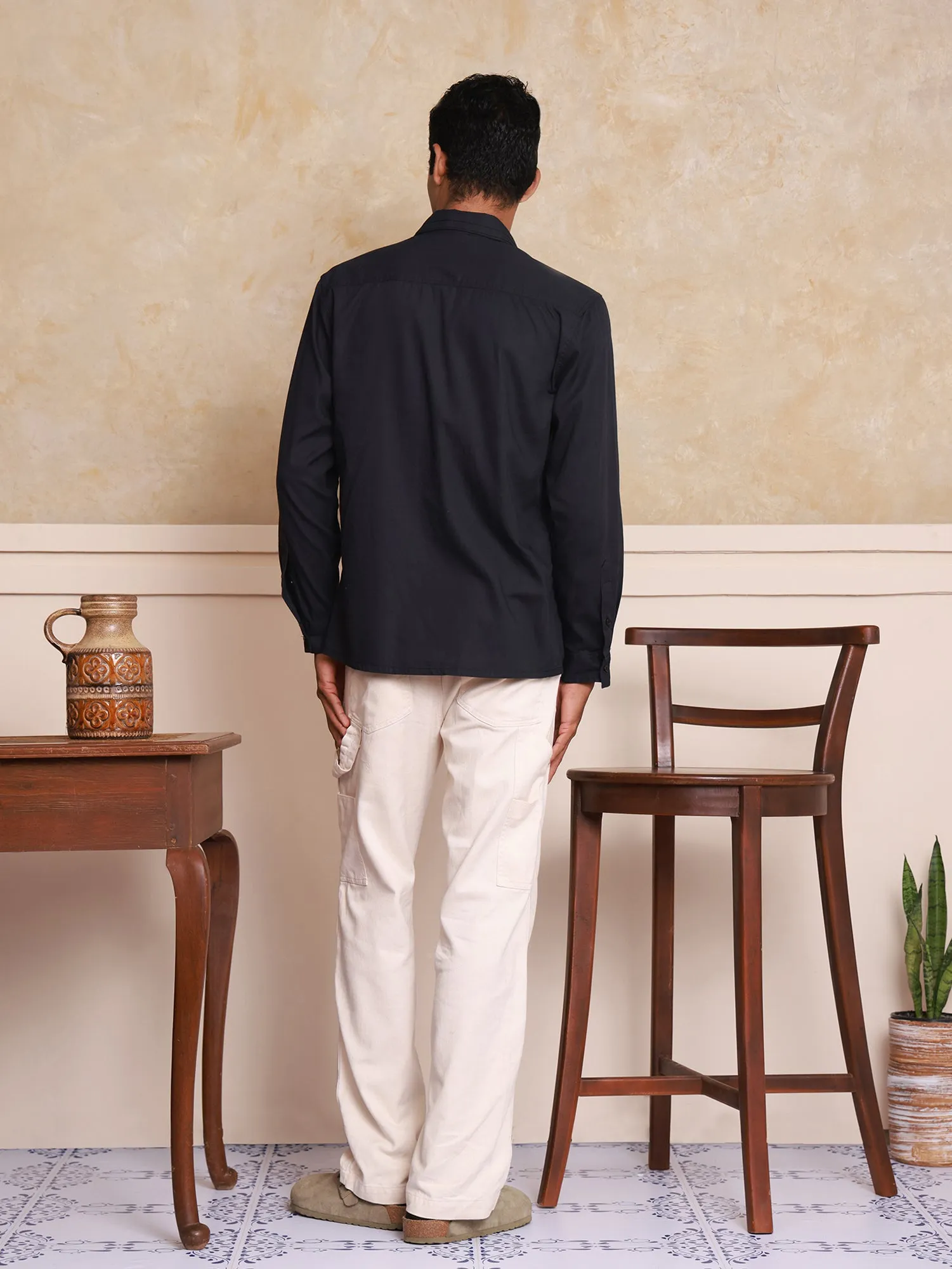 Pleat collar detailed shirt