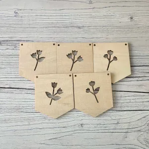 Plywood Detailed Flowers Flag Bunting