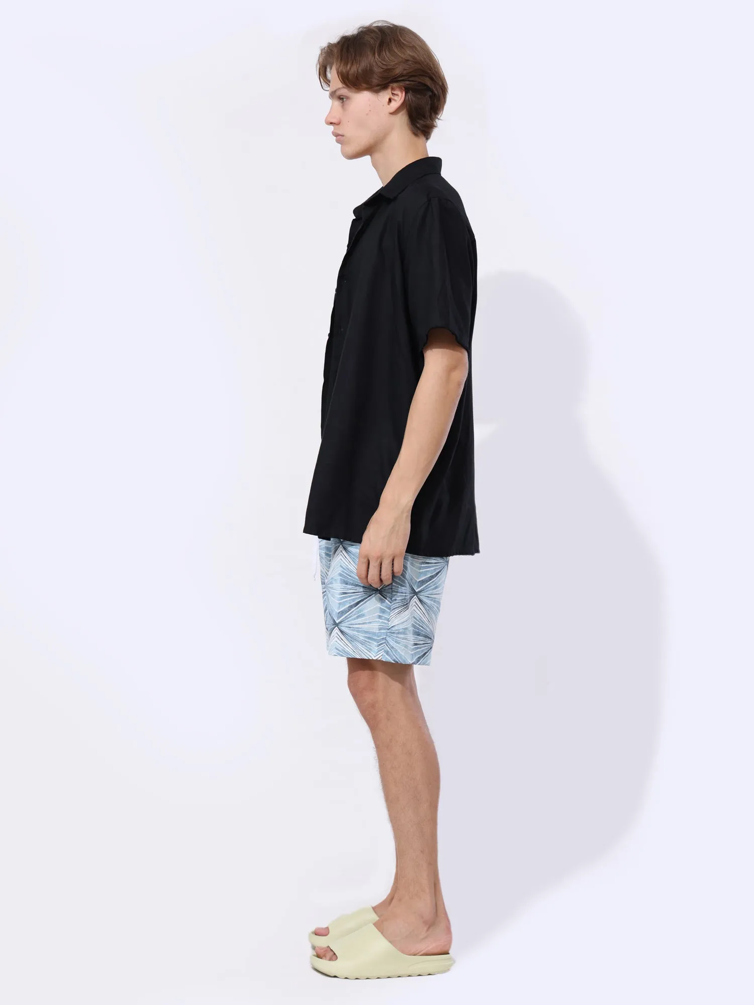 Print detailed men's short
