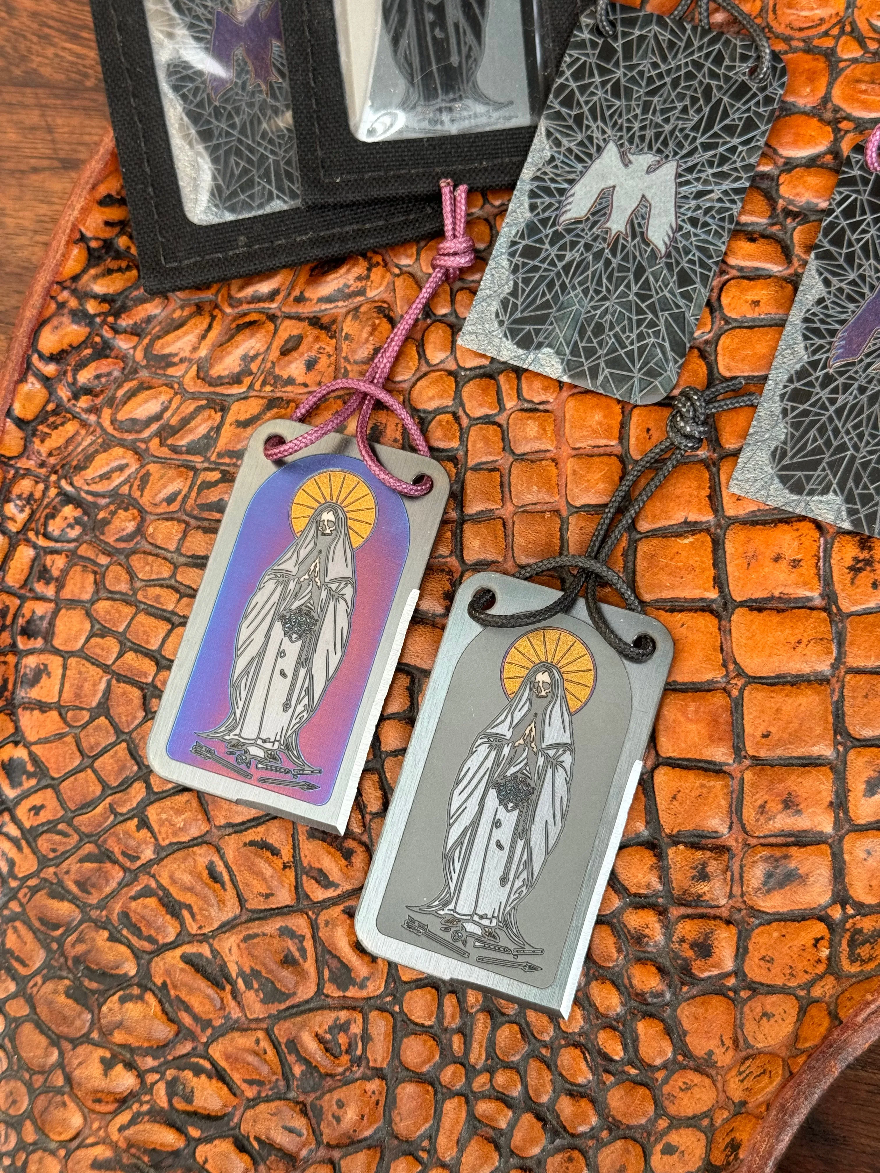 "Santa Muerte" Compact Cutting Card™
