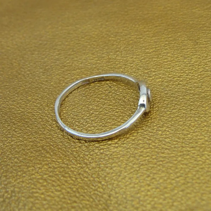 Ring 925 Sterling Silver size 5.5 Handmade Delicate Art Hadar Designers (H) SALE