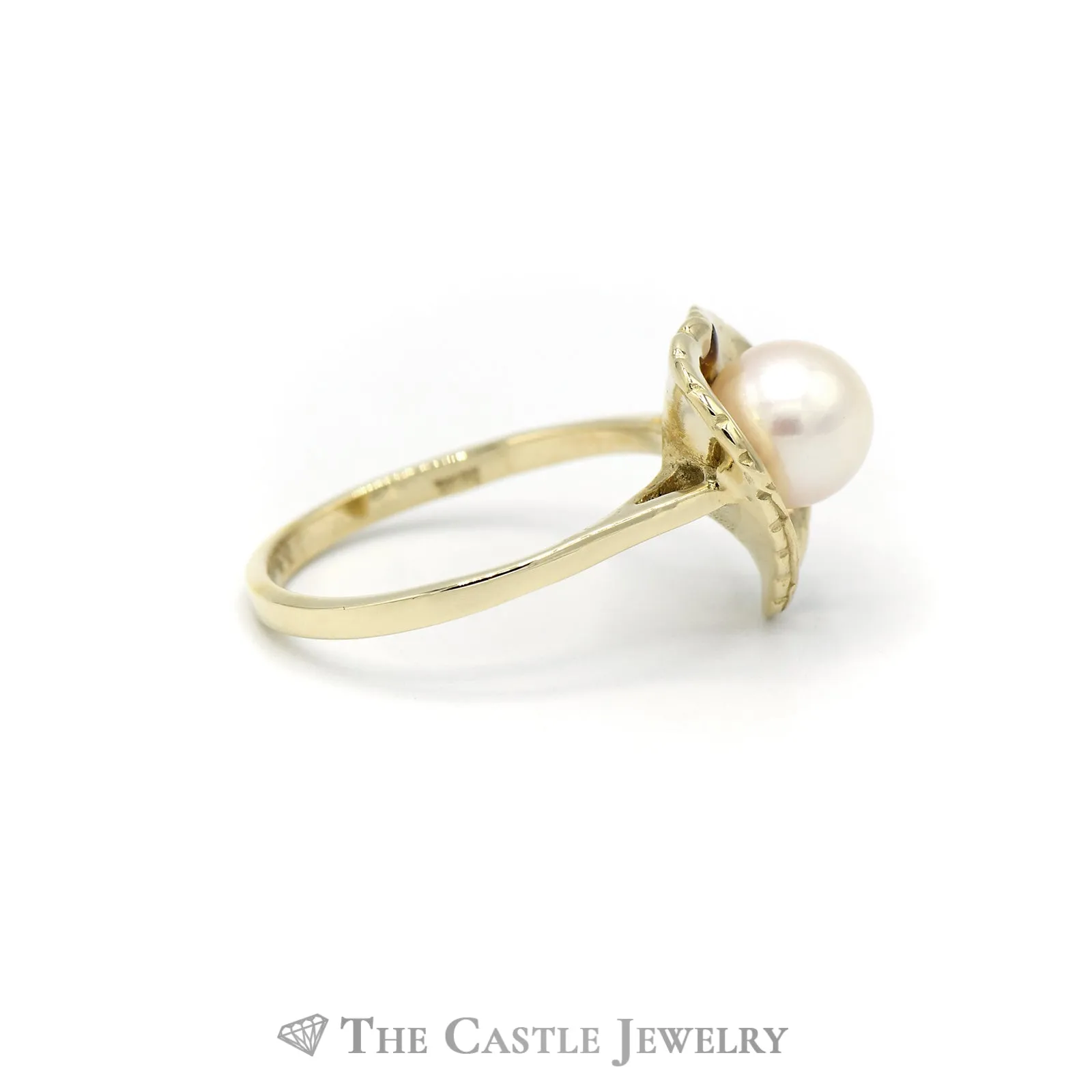 Round Pearl Ring in Leaf Designed 14k Yellow Gold Setting
