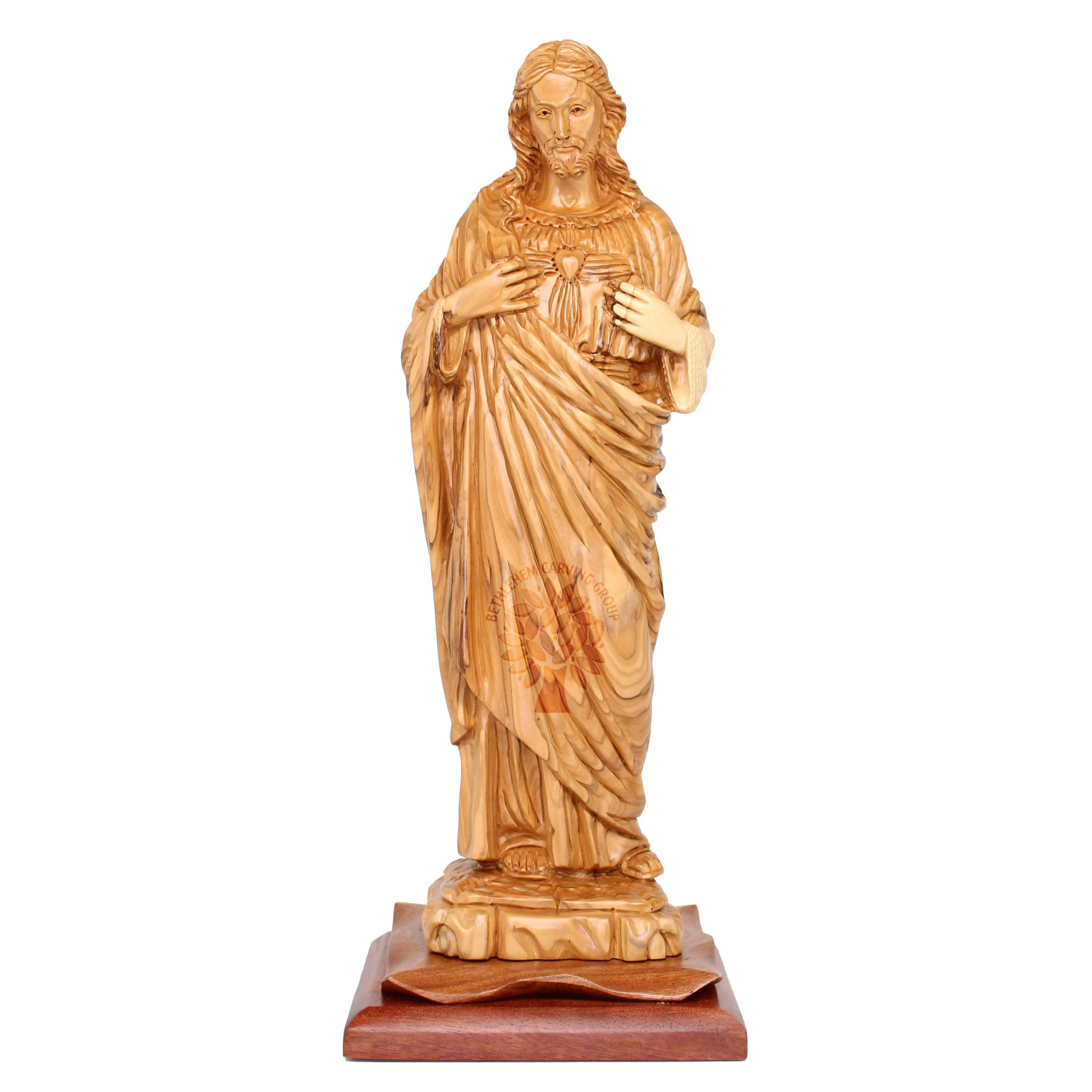 Sacred Heart - Artistic 17"